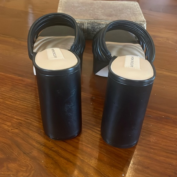 Antonio Melani Bree Tubular Leather Platform Sandals - Picture 6 of 9